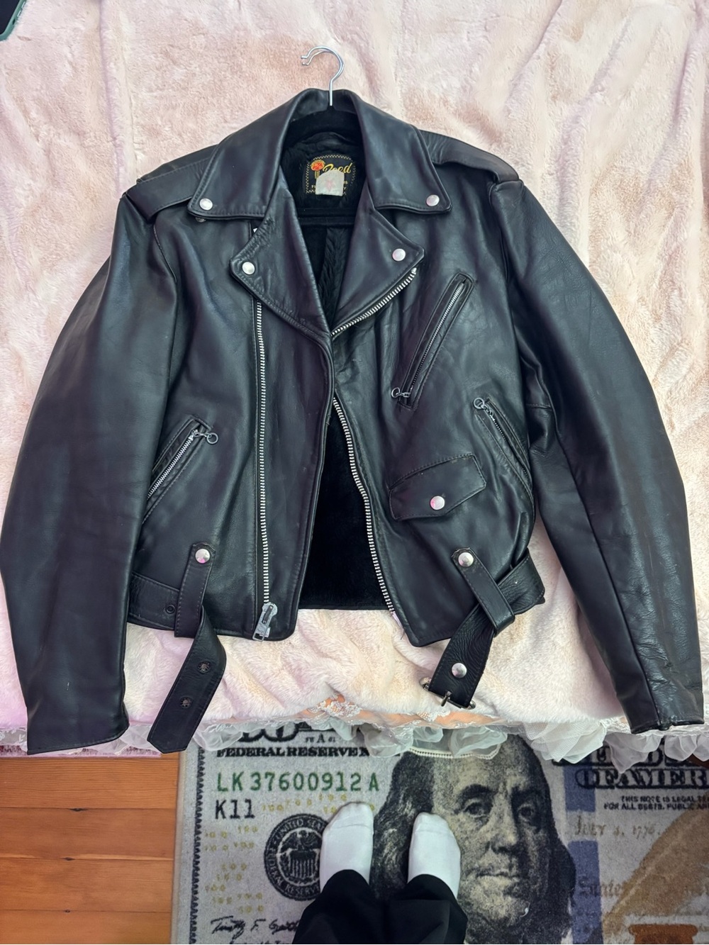 The PERFECT 1970s Vintage Cowhide Motorcycle Jacket